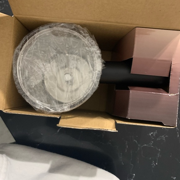 Keurig k-cafe frother cup (with whisk) - Picture 2 of 2